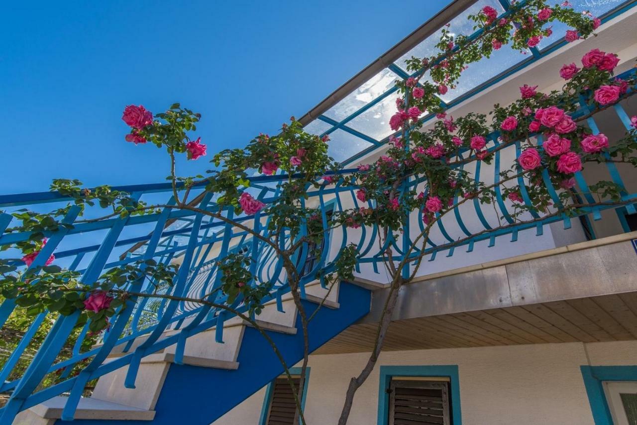 Apartments Kiki Spada Porec Esterno foto